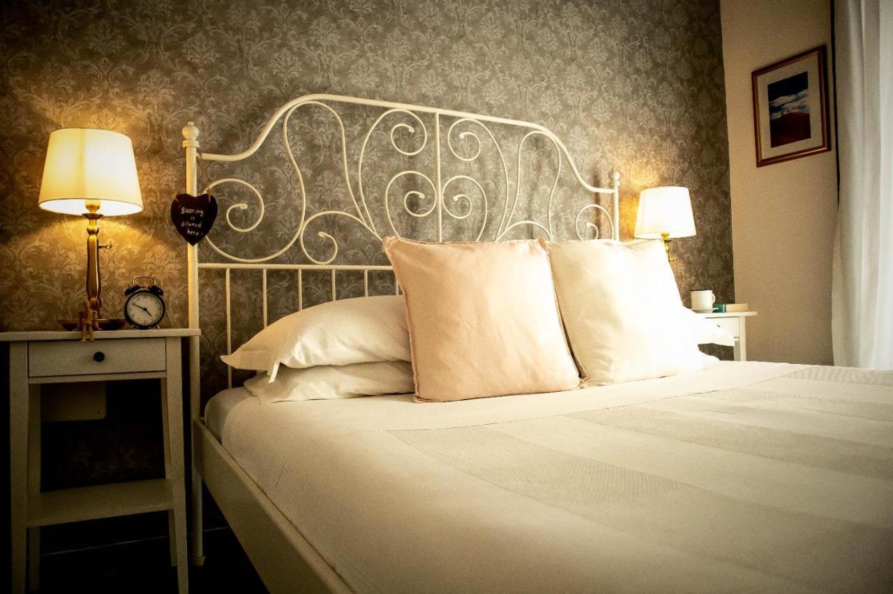 Guest House Camilla ألغيرو المظهر الخارجي الصورة